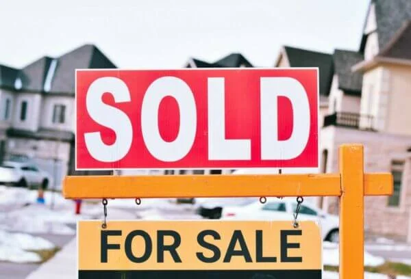 -property-listings-using-idx-networks-SOLD. Property for sale sign