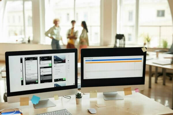 estate agent web design features Computers with software at office
