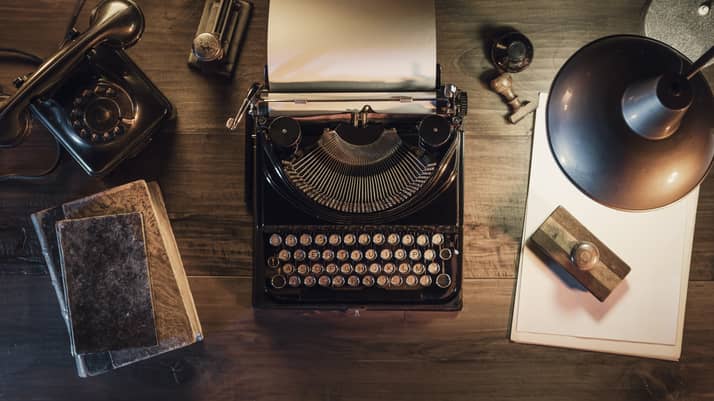 What Is Web Design & How To Choose The Right Web Designer? - Web Design Saigon copywriting web design element vintage type writer - Web Design Saigon